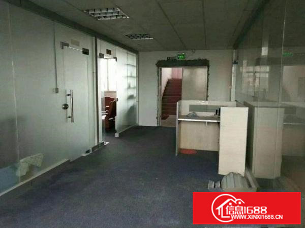 谢坑工业园新出带办公室装修1搂850平标准厂房出租