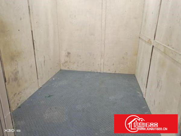 长安镇霄边新河工业园写字楼出租。500平方大小可分租