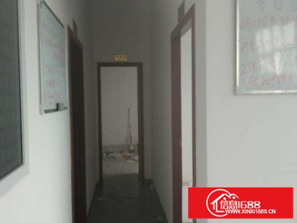 龙华新区观澜梅观高速出口200平方带装修厂房出租