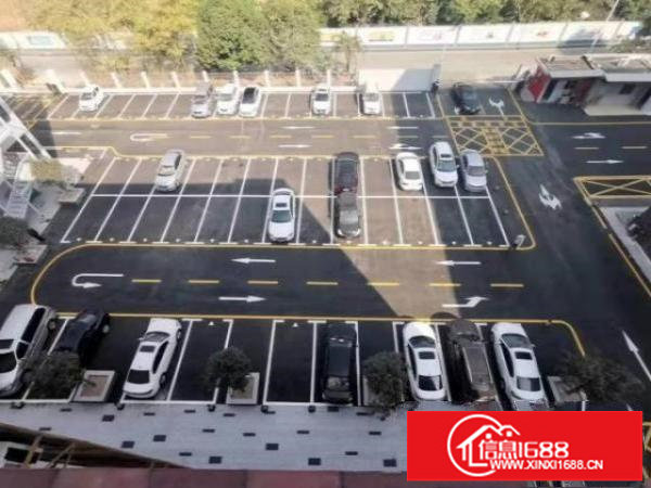 龙华精装修独栋小三层1380对外招租