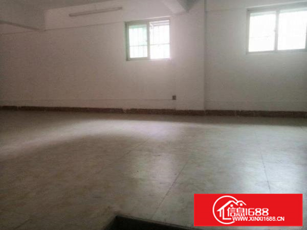 江北附近136平带阁楼交通方便