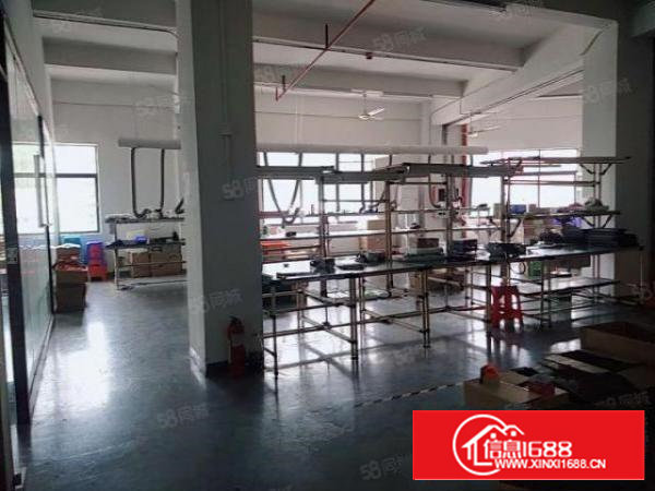 石岩北环楼上300平豪华装修，电子，小加工，贸易