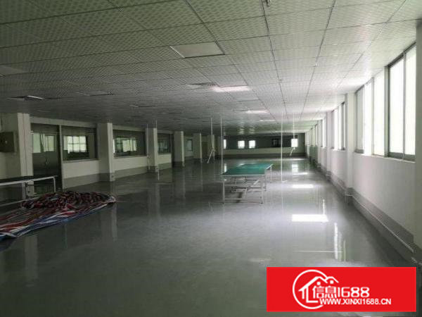 凤岗凤德岭楼上1300平米带豪华精装修厂房出租