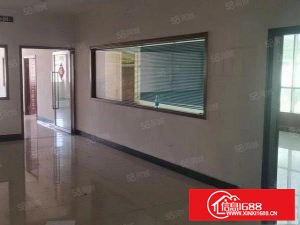 长安镇工业厂房出租，一楼带行车1600平方，精装修办公室