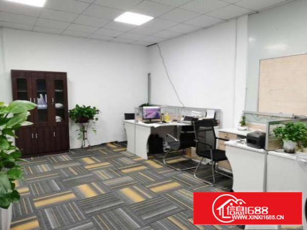 石岩松柏路罗租楼上700平精装修实际面积出租，