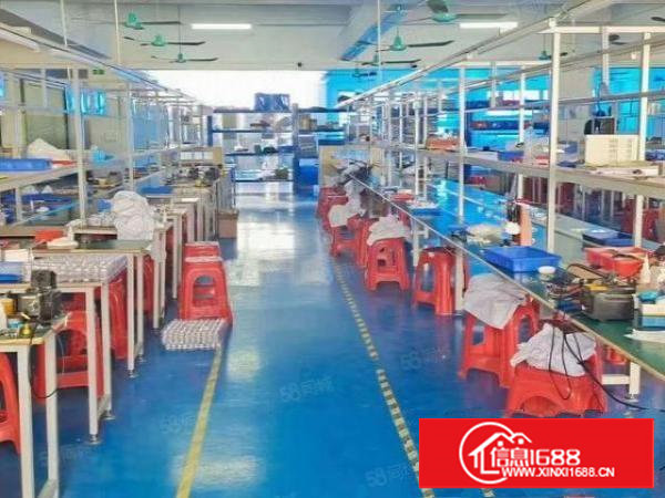 长安新出楼上2100平方现成电子组装拉线厂房出租，豪华装修