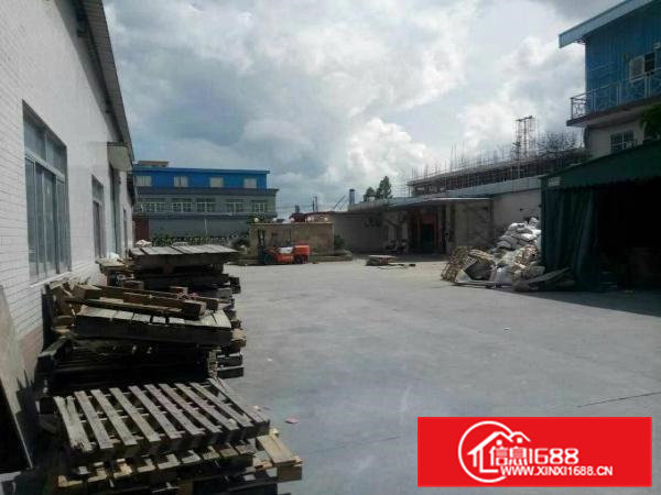 13元/平方单一层小独院1800平方出租