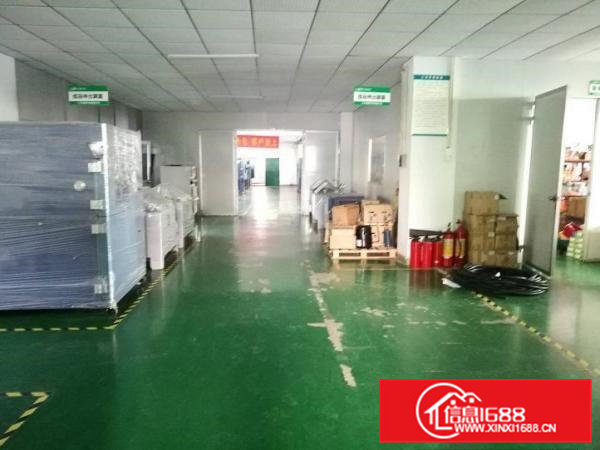 常平镇金美村新空出楼上厂房860平米带装修，水电齐全，位置好