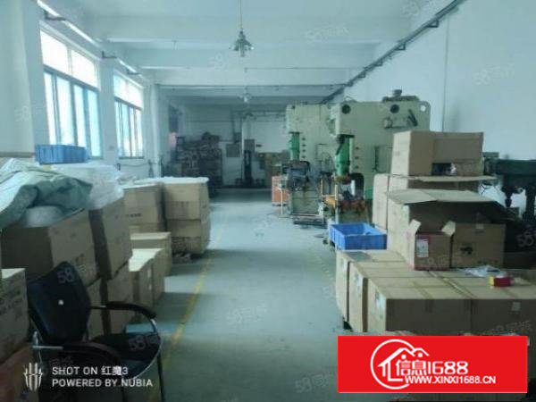 西乡靠洲石路边新出一楼厂房带装修680平