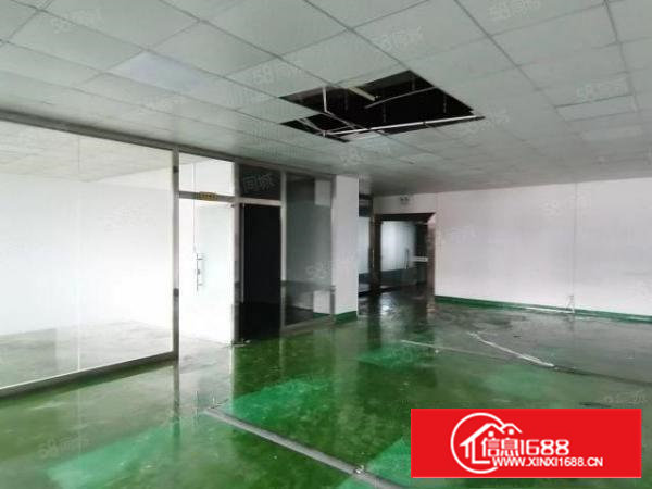 西乡楼上原房东精装修1500平整层厂房出租大小可分租