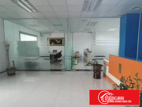 塘厦石鼓新空出楼上400平方，精装修，适合做贸易，电商