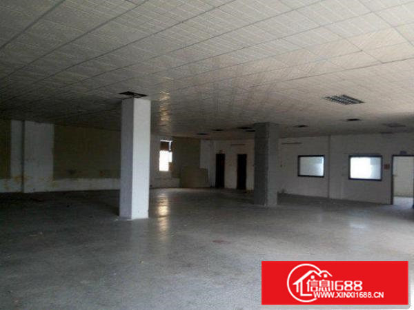 横沥长巷村附近楼上厂房750平方带电梯