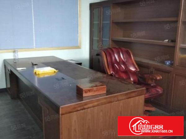 万江新出全新小独院两层厂房1200平方，空地1000