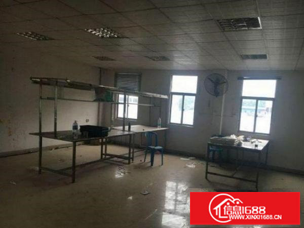 龙岗区横岗山子下路2个楼上厂房出租660平方，有电梯办公室