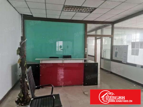 石岩料坑靠南光高速出口新出原房东实际面积1200平厂房招租