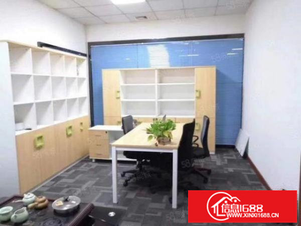 大浪商业中心楼上精装修1100平