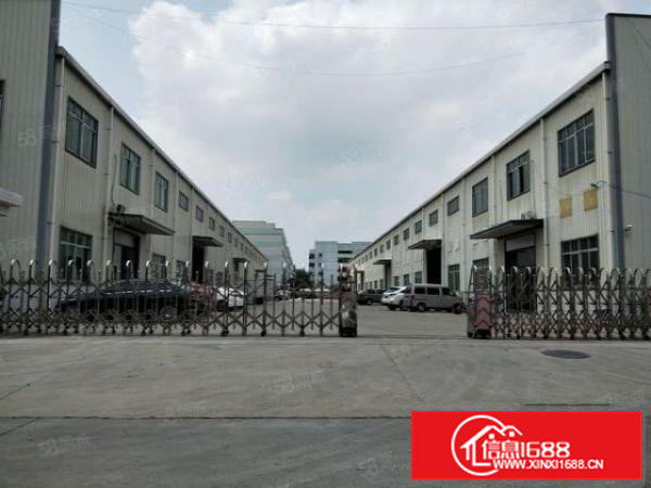 10000平方钢构滴水8米钢构