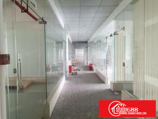 坂田带装修厂房680平，价格31元，