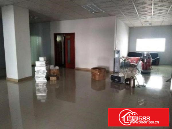 出租樟木头镇樟洋区260平方小厂房，水电齐全，办公室精装修