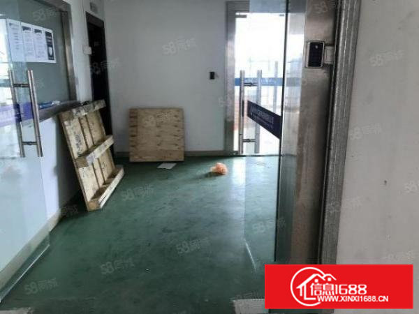 常平桥沥常黄路原房东工业园三楼1050平方精装修