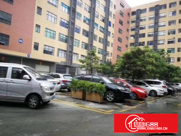 沙井后亭地铁口二楼690一楼1560平无转让费