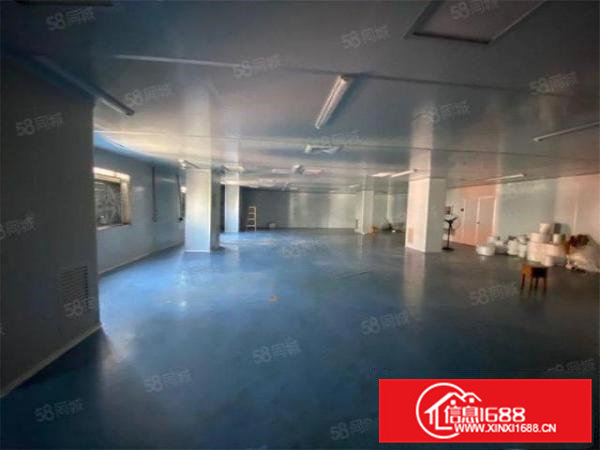 黄江近深圳新出楼上厂房800方，现成装修主路边上，价格13元