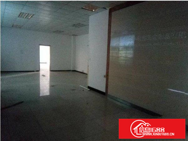 企石江边标准一楼厂房900平方招租