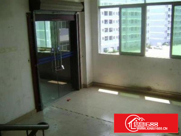 石岩北环径贝楼上450平精装修厂房招租