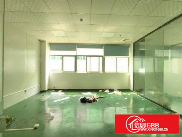 西乡，广深公路旁，臣田，新出楼上带精装修900平工业厂房出租