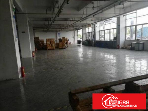 深圳坂田中心地段新出一楼仓库1080平方可分租