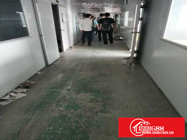 福永3楼1300平可分租，有产证停车位充足交通方便