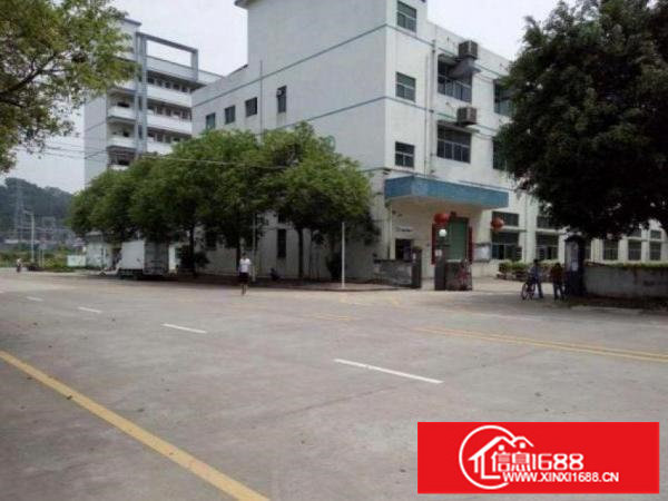 横岗四联村三楼标准厂房900平米出租，有办公室带装修