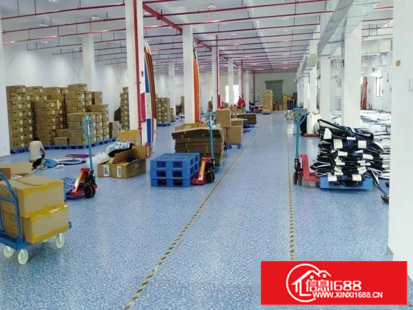 白石工业园标准厂房四楼出租2000平方带现成装修