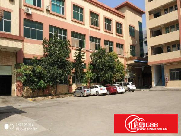 长安镇乌沙海滨路旁楼上1000平厂房出租水电齐全空地大