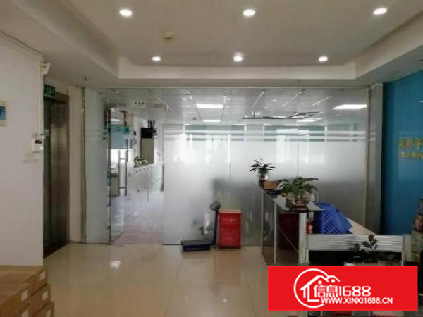 龙岗横岗四联一楼800平带装修水电齐全可分租