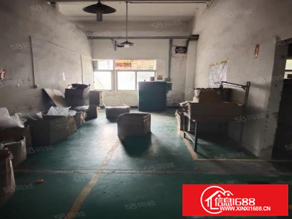 龙岗爱联地铁口200米一楼250平方厂房出租