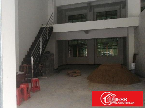 全新厂房一楼6.5米高带隔办公区