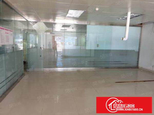 大浪劳动者广场附近新出原房东1800平厂房出租可分租