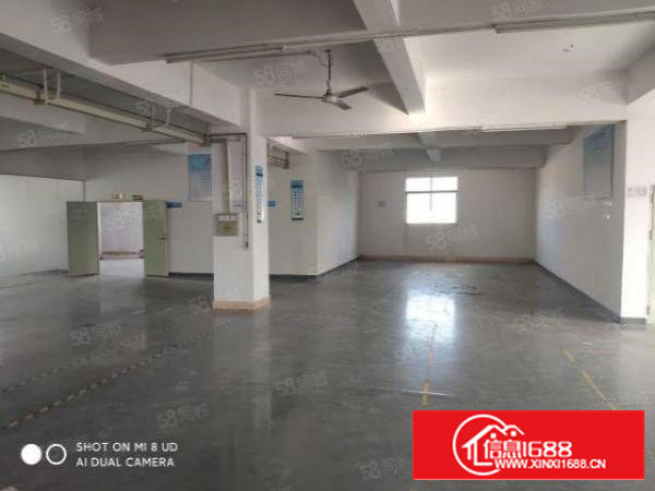 石岩汽车站楼上200平精装修厂房出租