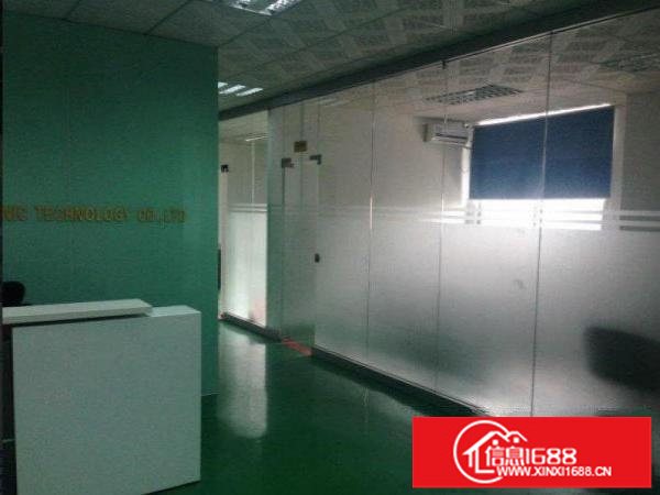 原房东，出租龙岗区坂田和磡村楼上厂房400平方整层招租