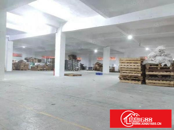 靠近深圳凤岗五联空出楼上仓库厂房出租2600平两部货梯