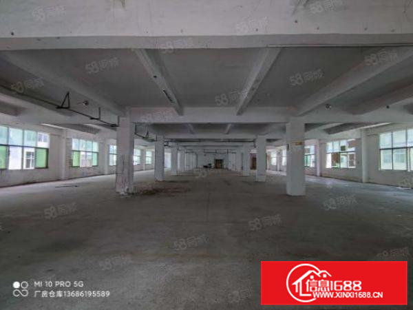 凤岗.紧邻深圳地区工业园内楼上1950平方位置好