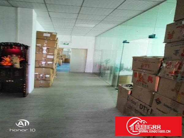 横岗横坪快线边新出整层750平方带装修厂房低价出租
