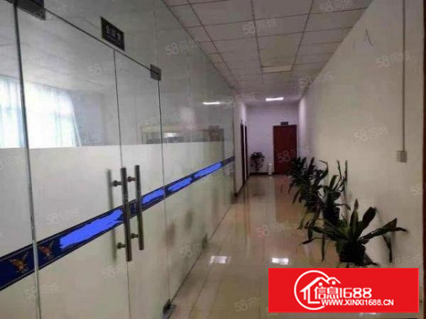 长安上沙新出楼上1500平带精装修现成厂房，入驻即可生产