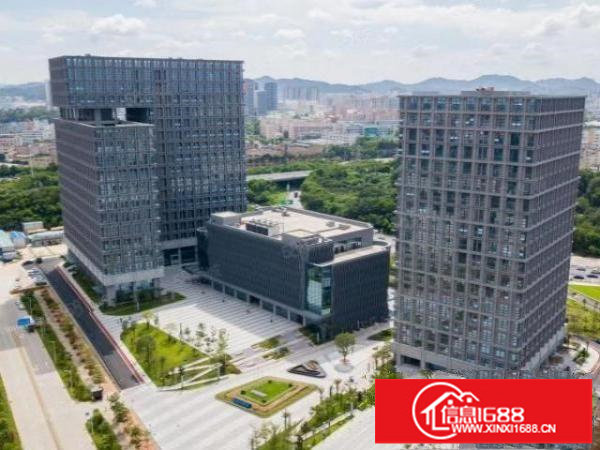 100平起分观澜高新科技园5400平红本厂房出租，有政府补贴