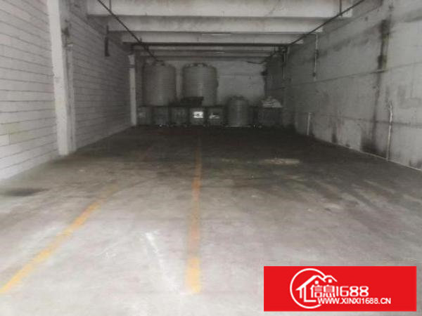 松岗街道松岗大道边新出一楼小面积厂房高5.5米