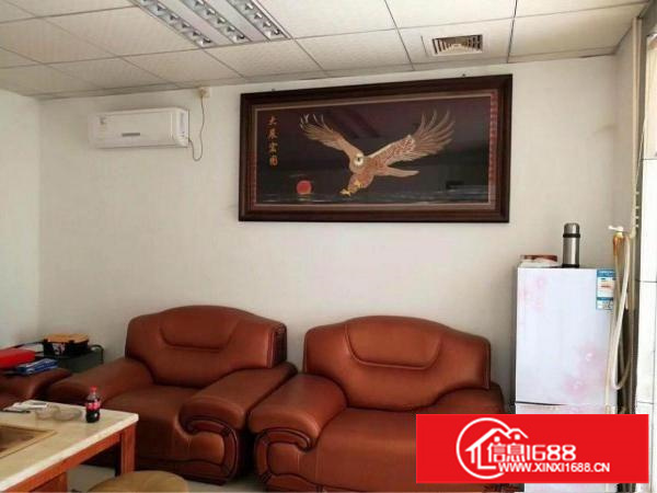 坪地中心城附近1530带装修厂房出租