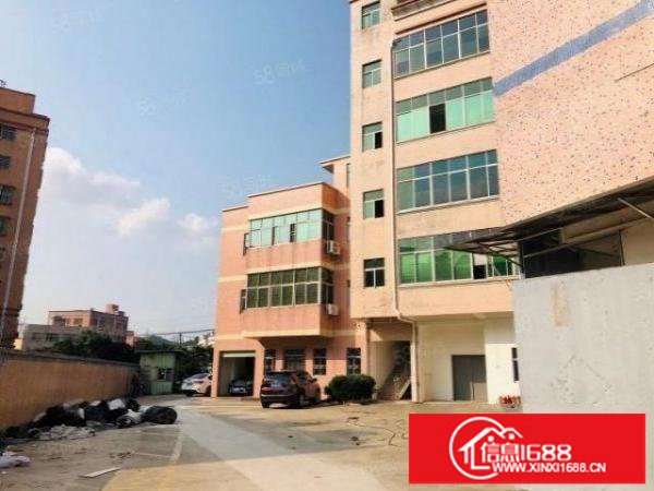 横岗沙荷路旁小独院2000平村委厂房出租，有电梯可办环评