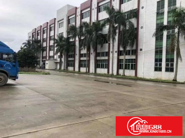 坪山五吨货梯重工业厂房仓库2500平米招租