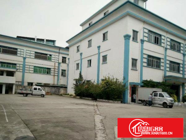 带装修大岭山镇工业园出租一楼800平厂房有现成办公室空地大